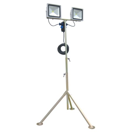 TRIPODE + 2 FOCOS LED 20 W.